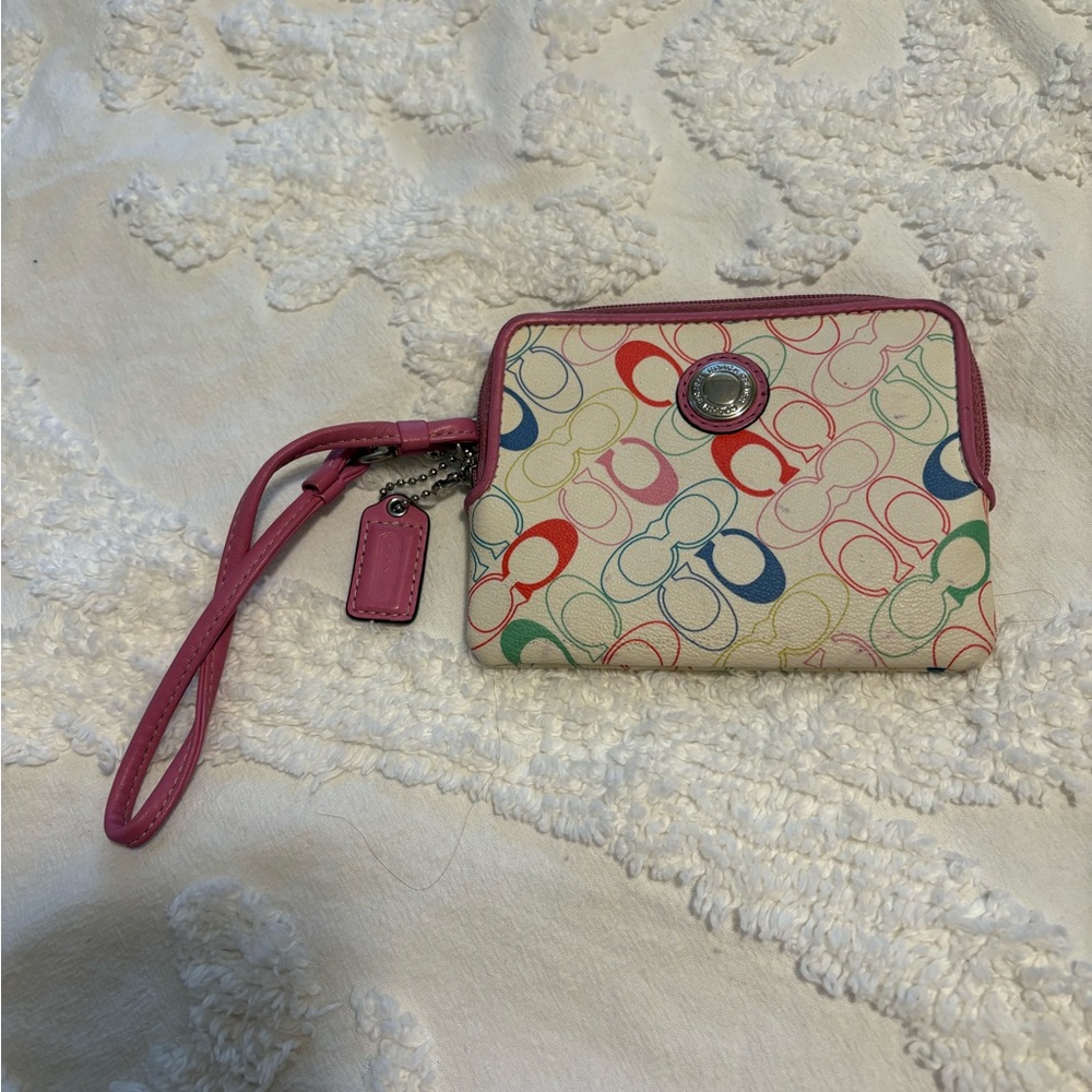 Coach Vintage NWOT Multi Color Signature Pink Leather Accents!